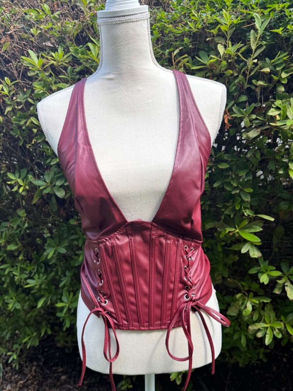 Women's 2XL Burgundy Faux Leather Corset Halter Top Lace Up - Picture 6 of 6
